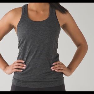 Lululemon gray swiftly tech tank size 6
